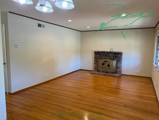 Building Photo - 7941 Woodlark Way