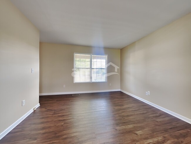 Building Photo - 3007 Cypress Hill Drive