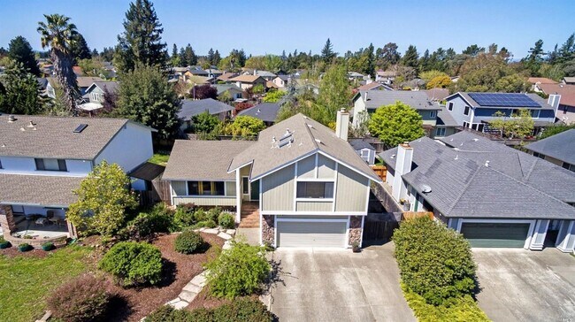 Foto del edificio - *Holiday Move In Special, $500 Off First Month's Rent! Large 4 bedroom/ 2.5 Bathroom Home for Ren...