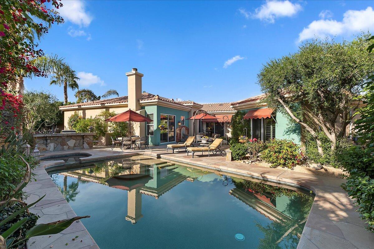 Primary Photo - 85 Clavel Ct