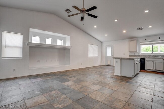 Building Photo - 6436 North Point Break St