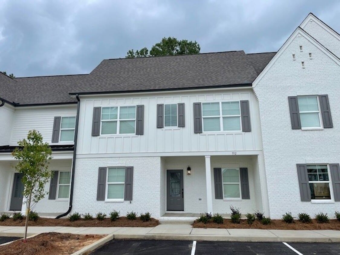 552 Meadow Ln, Oxford, MS 38655 Townhome Rentals in Oxford MS