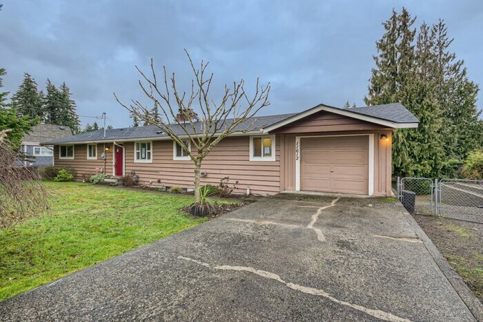 Primary Photo - 11612 100th Ave Ct E, Puyallup, WA, 98373
