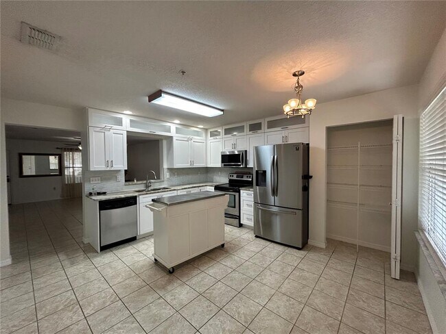 Foto del edificio - 4574 SW 48th Way