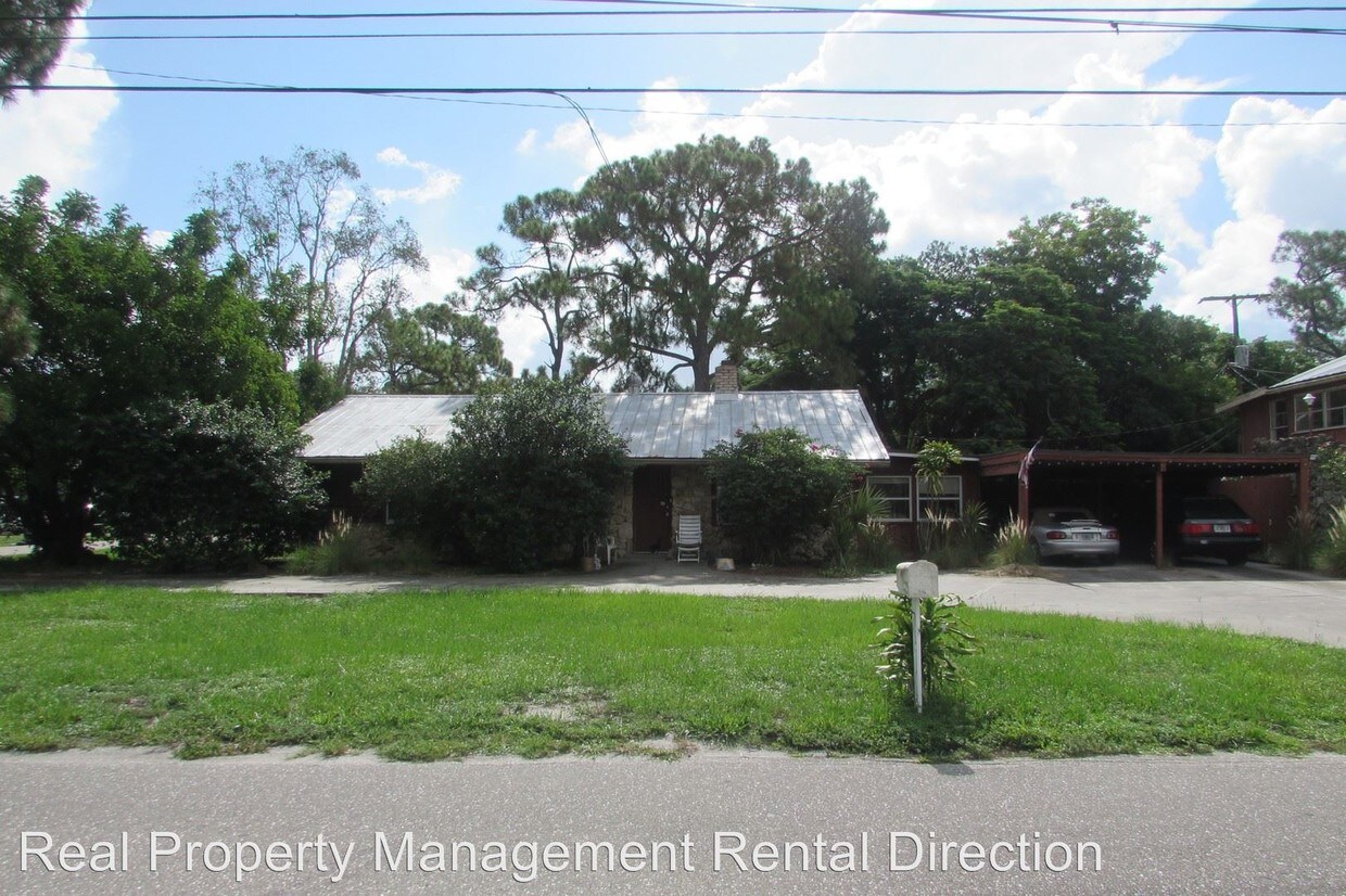 Primary Photo - 3 br, 1 bath House - 2751 Grand Ave