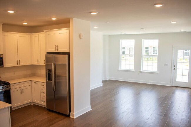Foto del edificio - 180 Leona Stewart Ln