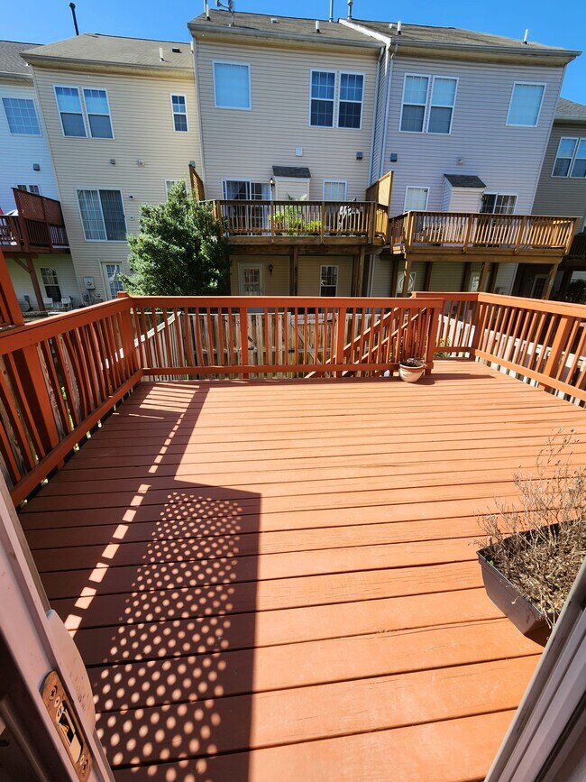 Building Photo - 18008 Chatterly Ter