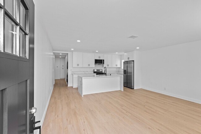 Foto del edificio - 4 bed main house!