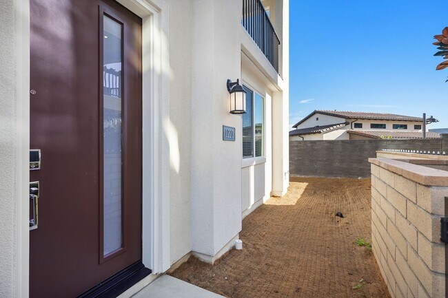 Foto del edificio - Brand-New Home for Lease in Rancho Mission Viejo – Resort-Style Living