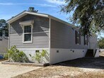 Foto principal - 2420 NE 56th Terrace