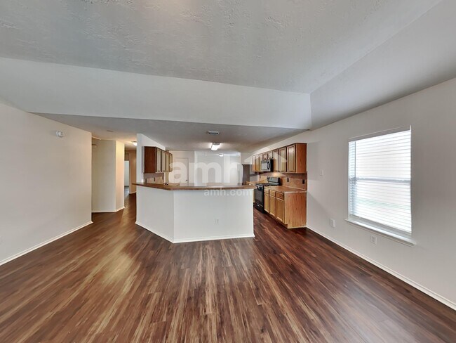 Foto del edificio - 18206 Afton Hollow Ln