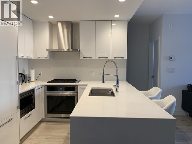 Building Photo - 3581 Ross Drive