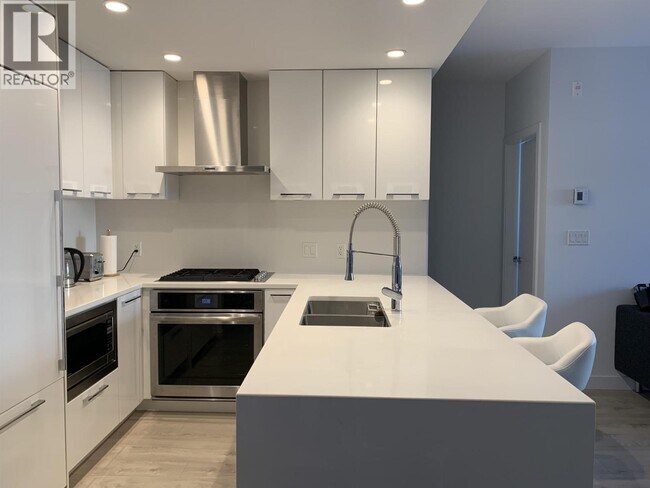 Photo du bâtiment - 3581 Ross Drive