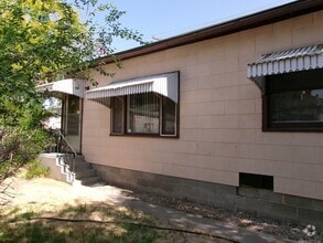 Building Photo - 1018 E St