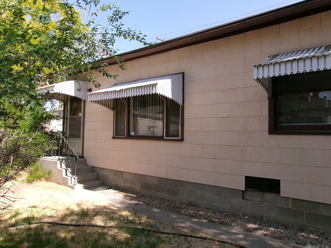 Primary Photo - Newly Remodeled 2 Bedroom 1 Bath Home in S...