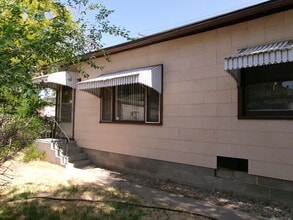 Building Photo - 1018 E St