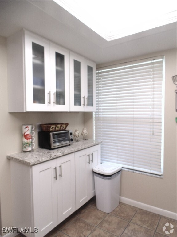 Building Photo - 5445 Peppertree Dr