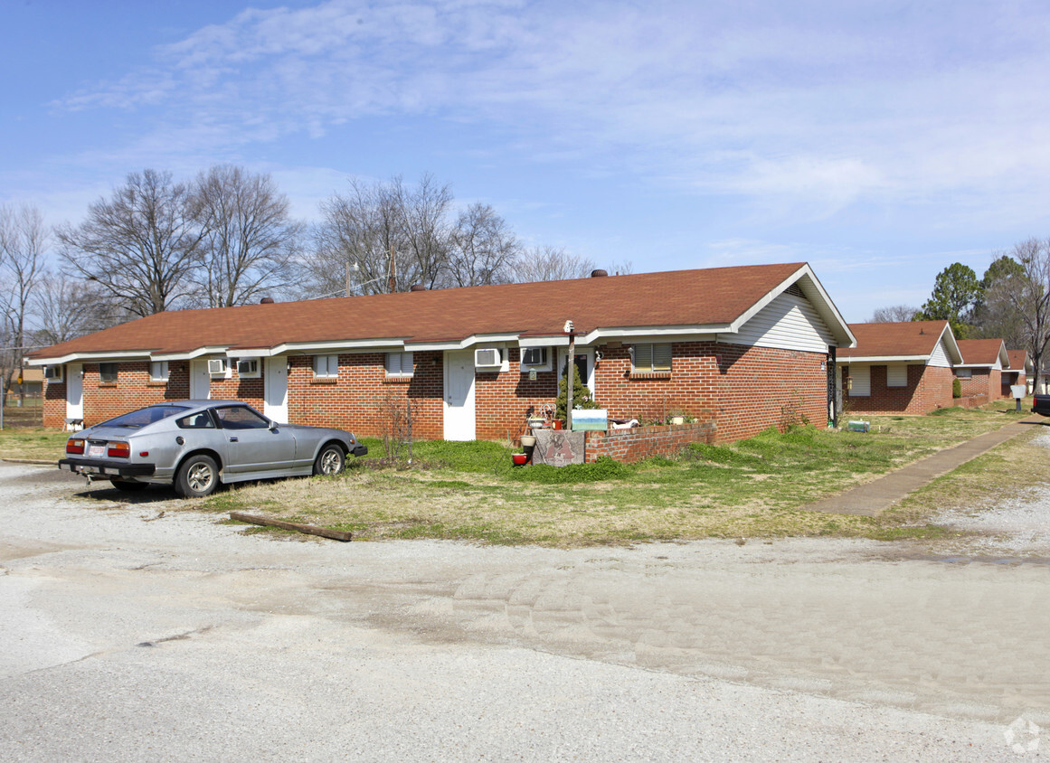 Foto principal - 3000 Clopton St