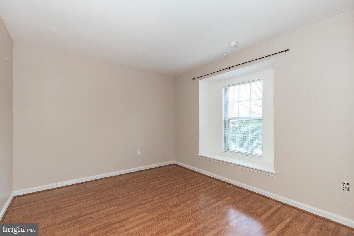 Primary Photo - 313 Westridge Cir