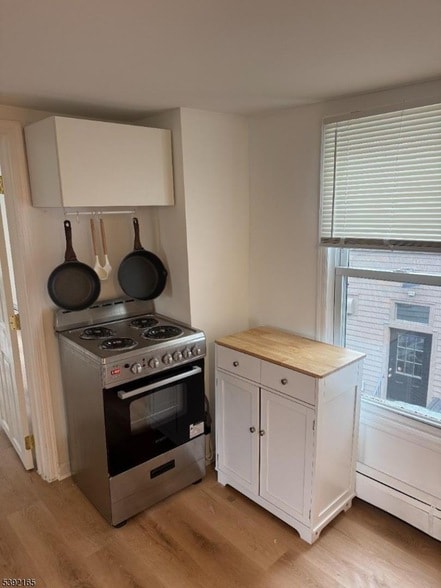 Building Photo - 10 N Passaic Ave