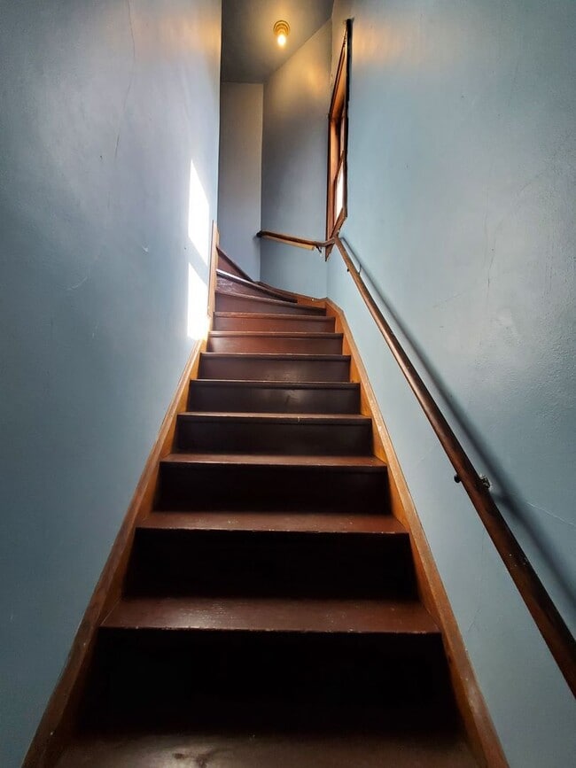 Building Photo - 2878-2880 N 57th St. (Duplex)