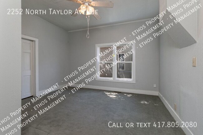 Building Photo - 2 Bedroom / 1 Bath Midtown