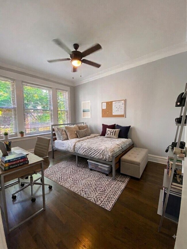 Foto del edificio - 1224 W Rosemont Ave