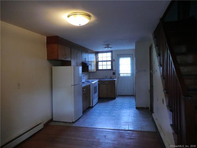 Building Photo - 42 Lanesville Rd
