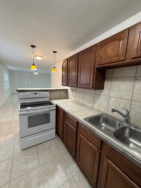 Foto del edificio - 1020 N 18th Ct