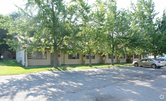 Building Photo - Sturgis Crossings