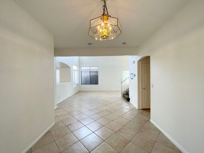 Foto del edificio - Beautiful 2-story home with 3 bedrooms 2 f...