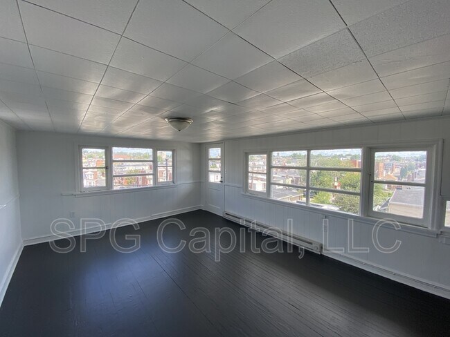 Foto del edificio - 1201 W Princess St