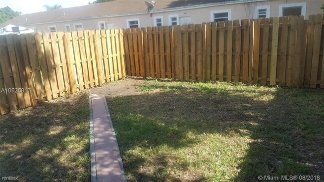 Building Photo - 2 br, 1 bath  - 190 Fisherman St