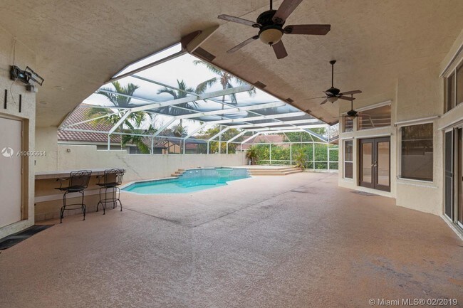 Foto del edificio - 4841 NW 104th Ln