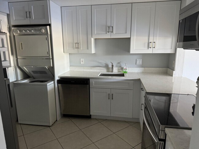 Foto del edificio - 5700 NW 2nd Ave