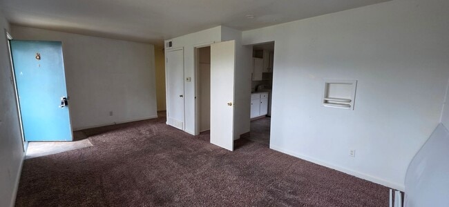 Foto del edificio - 250 Cribbon Ave