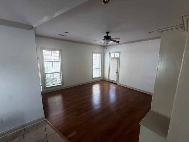 Foto del edificio - 9542 Summer Pointe Ave