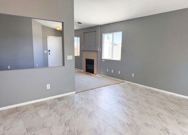 Foto del edificio - 13577 Monterey Way