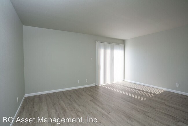 Building Photo - 1400 Yuba Ave