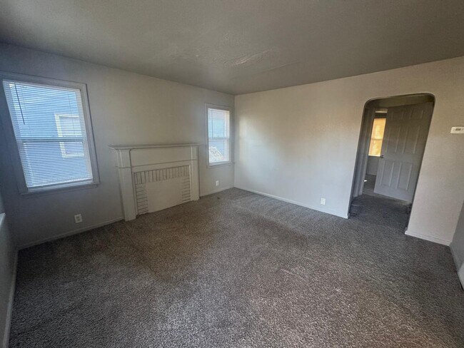 Foto del edificio - 21505 Bennett St