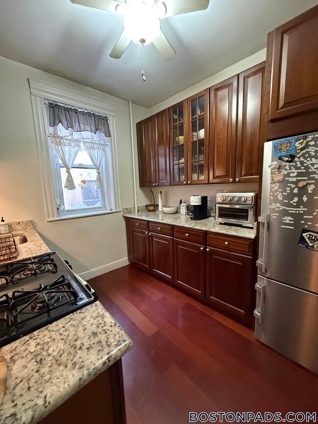 Foto del edificio - 65 Park Dr