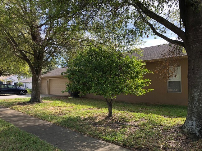 Building Photo - 16559 Arrowhead Trail