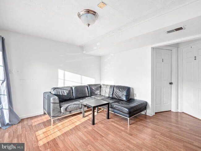 Foto del edificio - 3717 Copperville Way