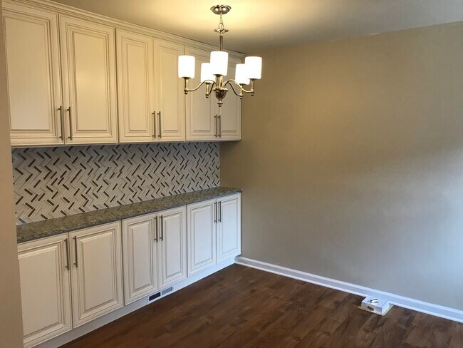 Building Photo - 16508 Terry Ln