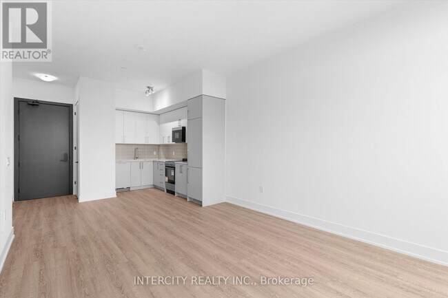 Photo du bâtiment - 2075 King Rd