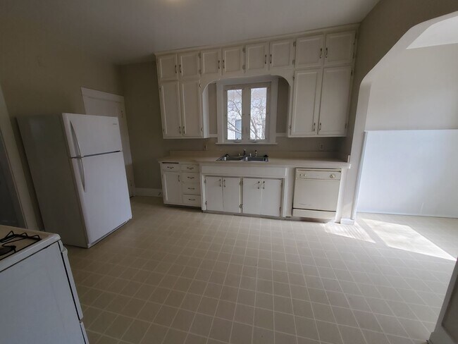 Foto del edificio - 3 bedroom house in Moline