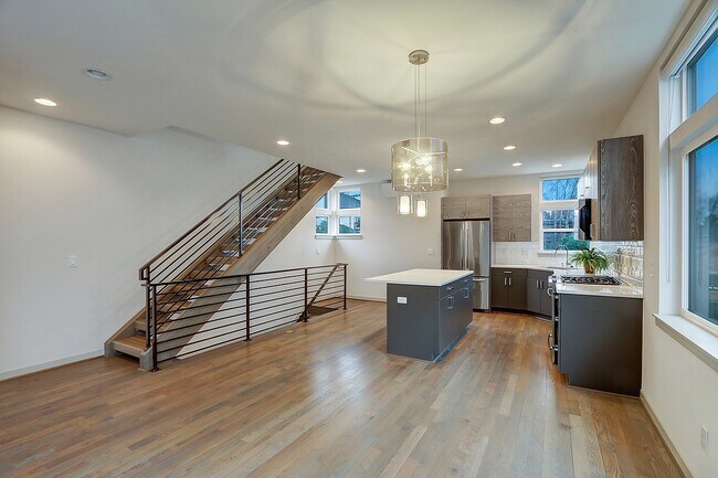 Building Photo - 2218 NW 64th St