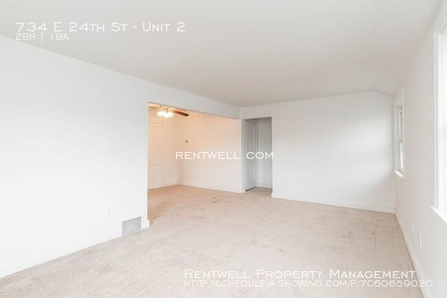 Building Photo - 734 E 24th St