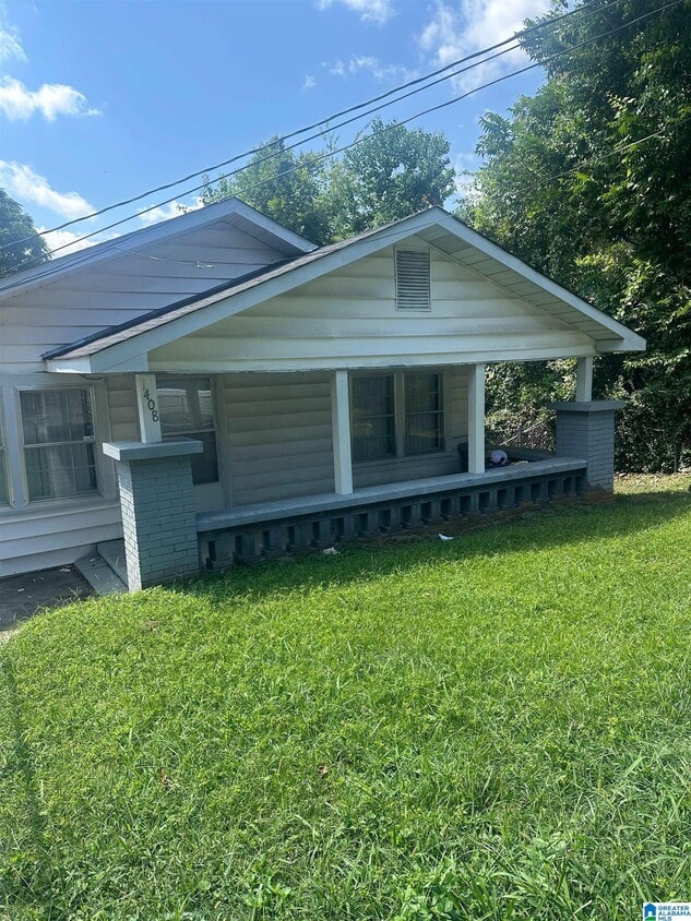 Primary Photo - 1408 8th Ave