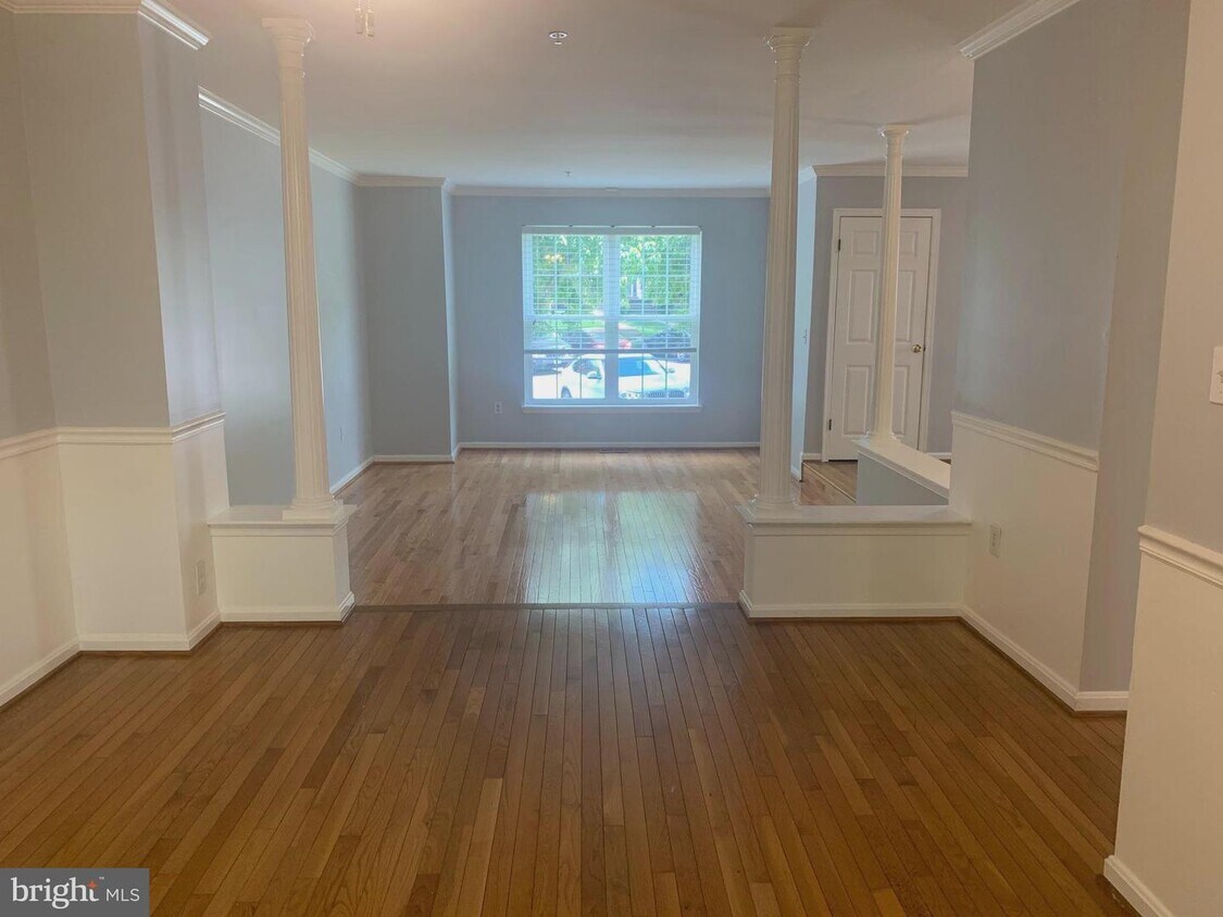 4946 Lockard Dr, Owings Mills, MD 21117 Townhome Rentals in Owings Mills MD